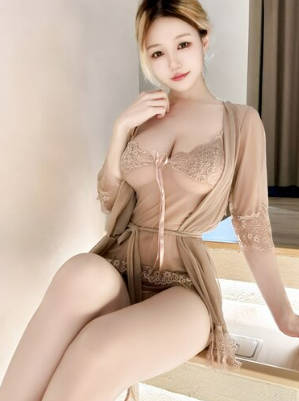 77万粉丝网黄蜂腰美乳萝莉「困困狗」无敌彩虹大屁股兜子展示完美臀部曲线,女上位骑乘,任何男人都难挡如此诱惑-did